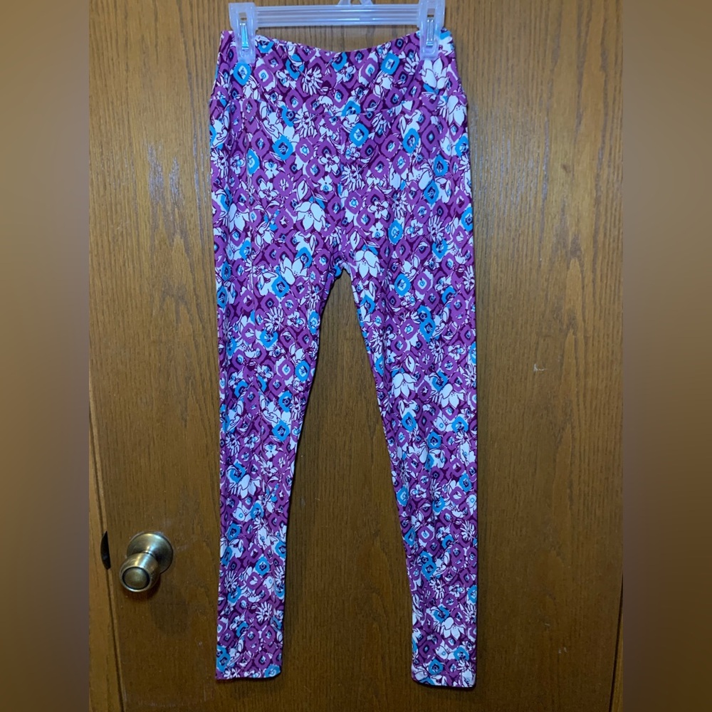 NWOT-LuLaRoe One Size Leggings – Purple Geometric Floral Print